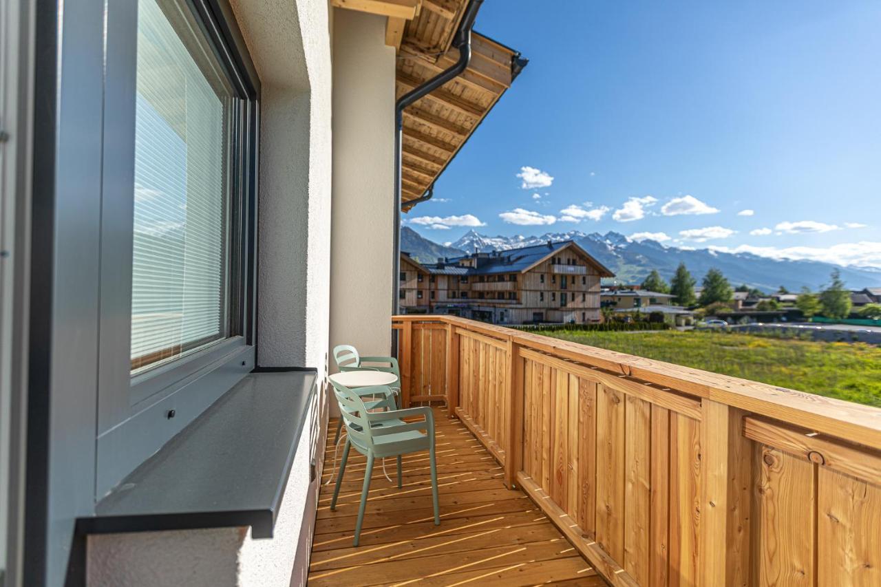Tevini Boutique Suites by we rent Zell am See Extérieur photo