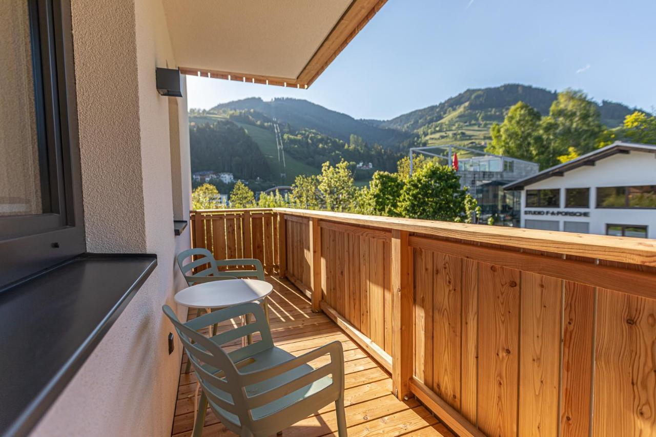 Tevini Boutique Suites by we rent Zell am See Extérieur photo