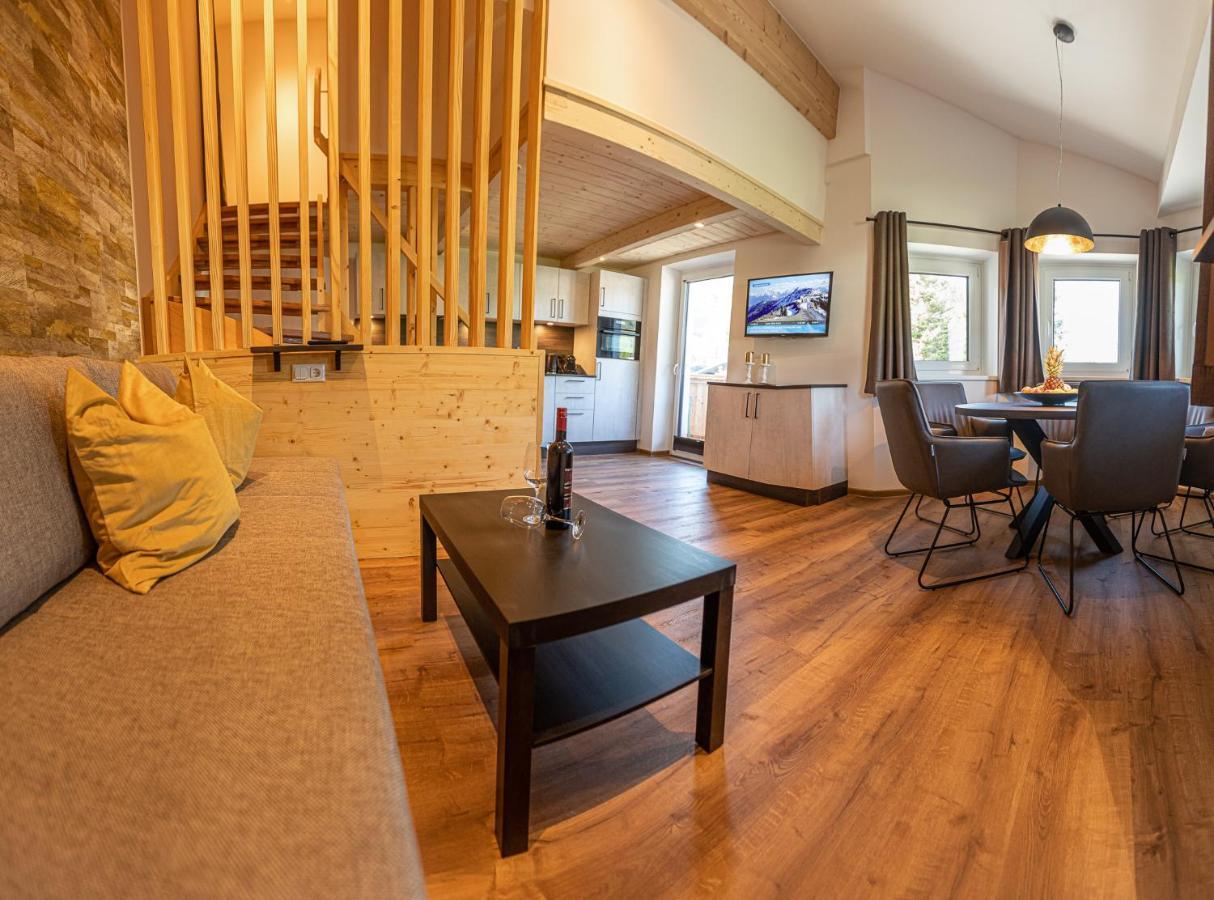 Tevini Boutique Suites by we rent Zell am See Extérieur photo