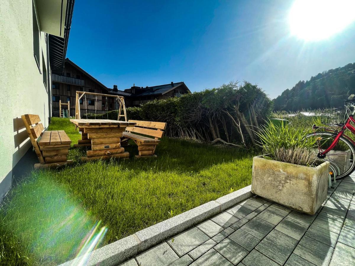 Tevini Boutique Suites by we rent Zell am See Extérieur photo