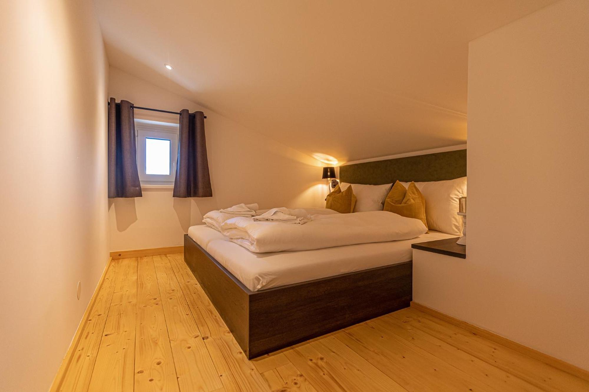 Tevini Boutique Suites by we rent Zell am See Chambre photo