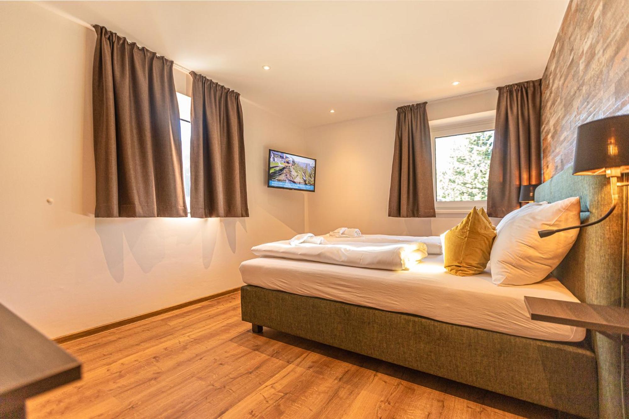Tevini Boutique Suites by we rent Zell am See Chambre photo